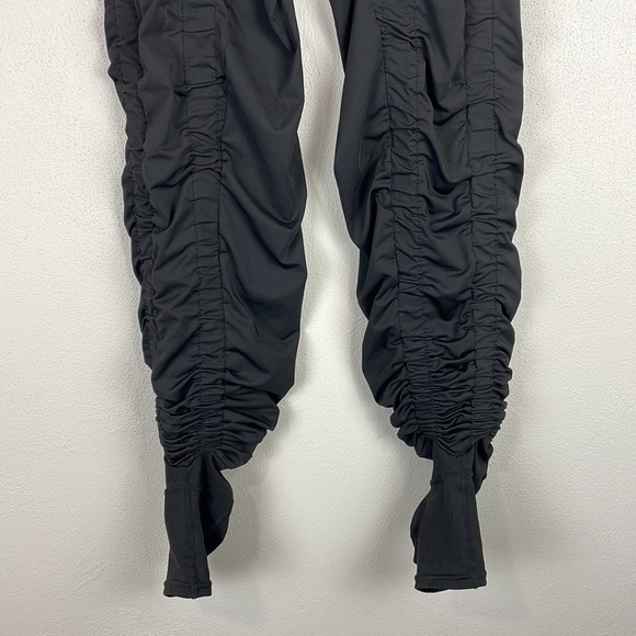 Agogie +20 Wearable Resistance Leggings - Picture 4 of 11